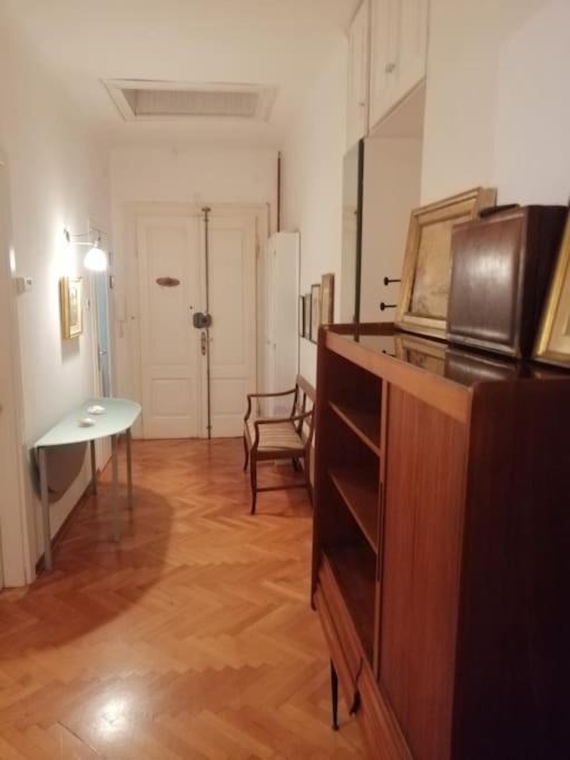 Spacious Attic Apartment Kandler Triest Zewnętrze zdjęcie